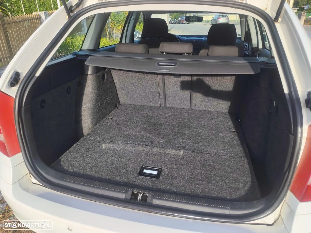 Skoda Octavia Break - 14