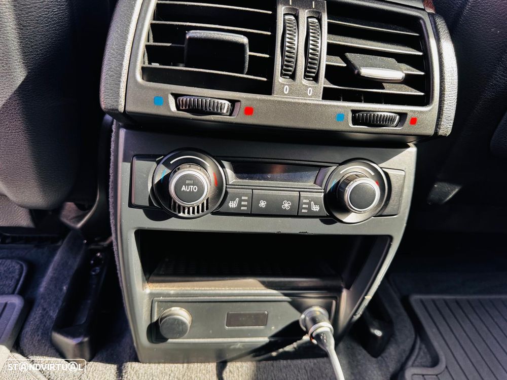 BMW X5 xDrive35d - 12