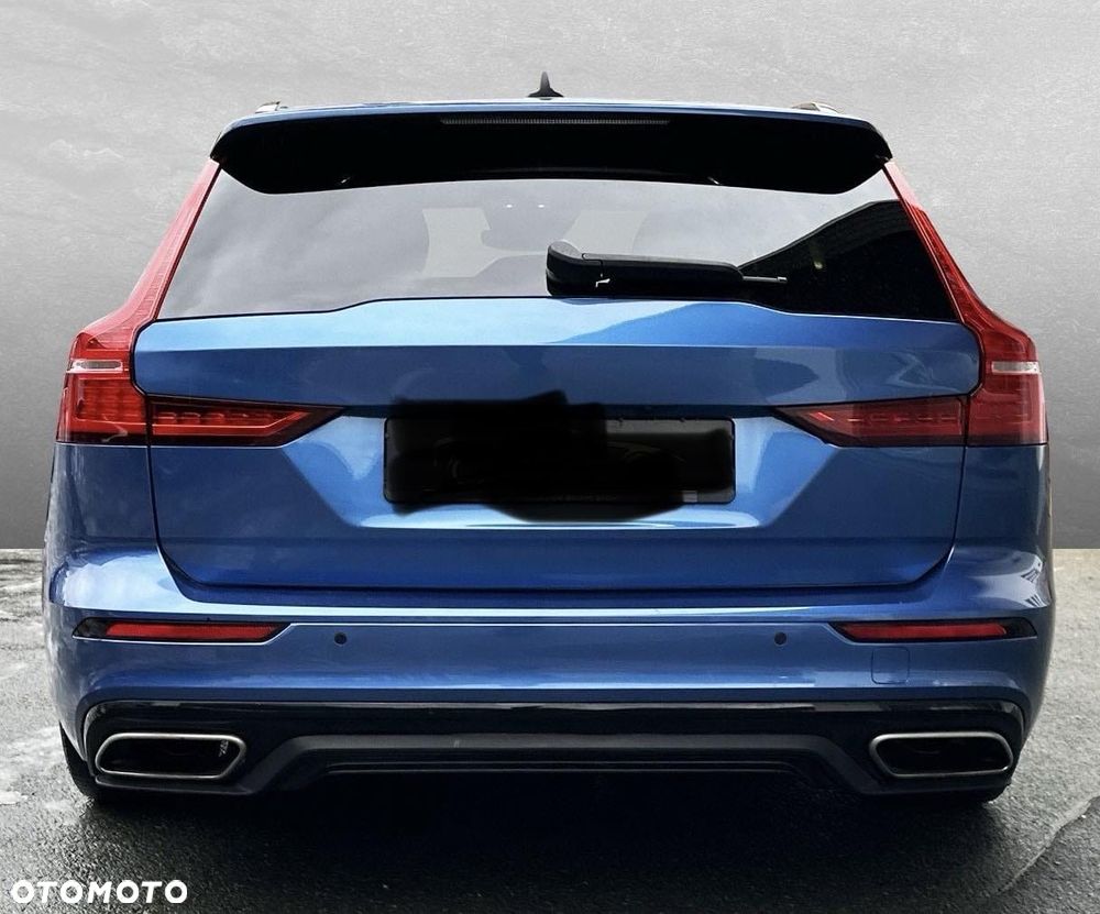 Volvo V60 D4 Geartronic R-Design - 6