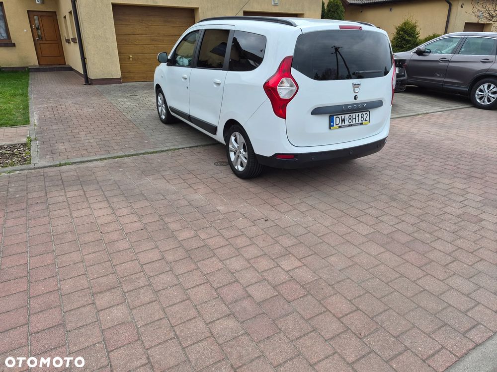 Dacia Lodgy 1.6 SCe Laureate S&S - 22