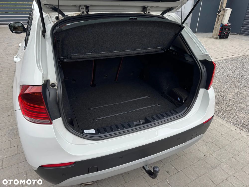 BMW X1 xDrive20d - 10