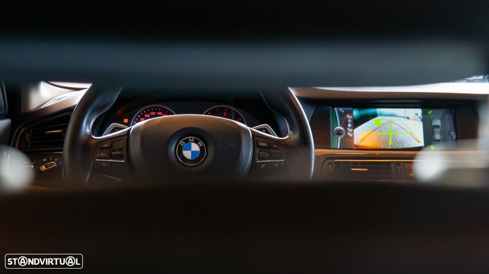 BMW 520 d Exclusive Auto 129g - 19