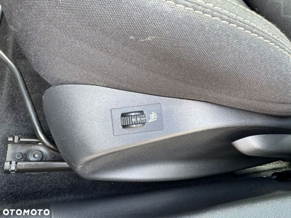 Peugeot 2008 - 15