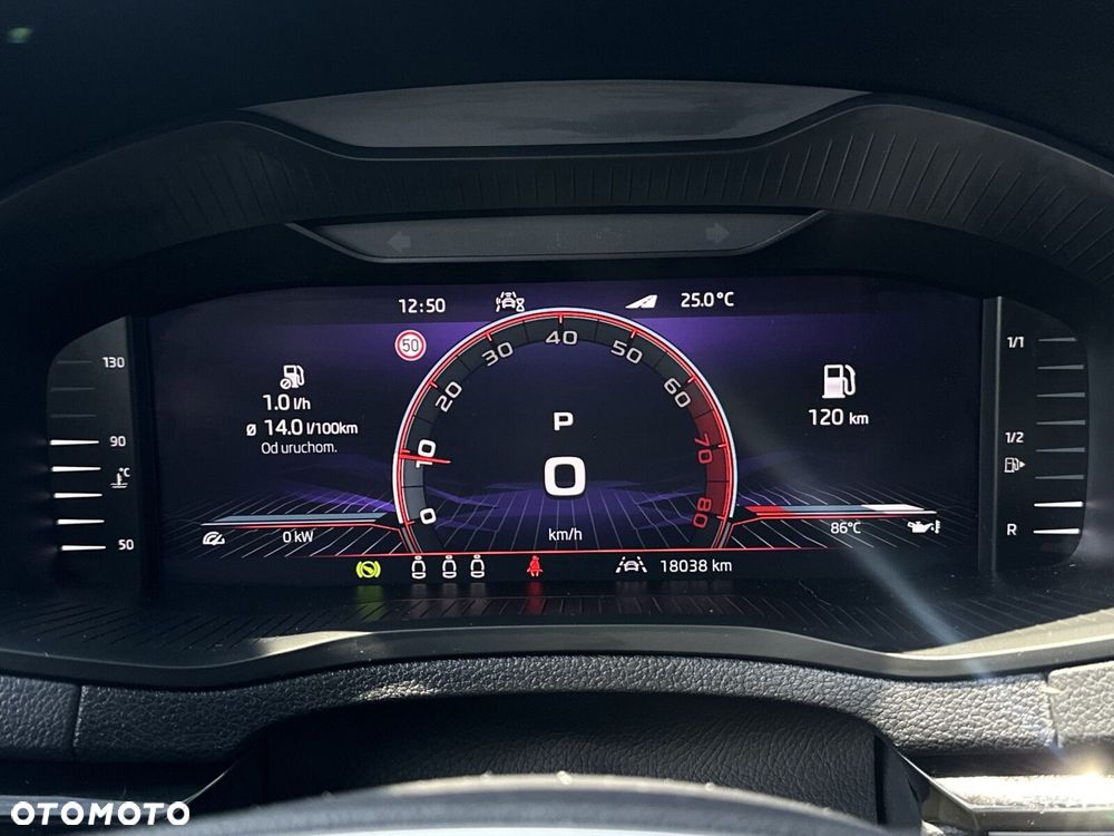 Skoda Karoq 1.5 TSI ACT Sportline DSG - 27