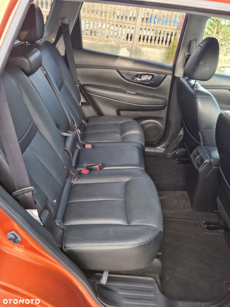 Nissan X-Trail 2.0 dCi ALL-MODE 4x4i Xtronic Tekna - 26