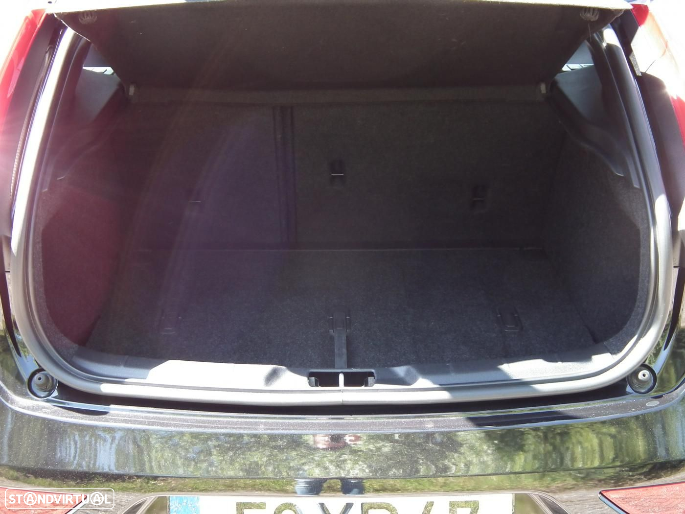 Volvo V40 2.0 D3 Momentum - 9