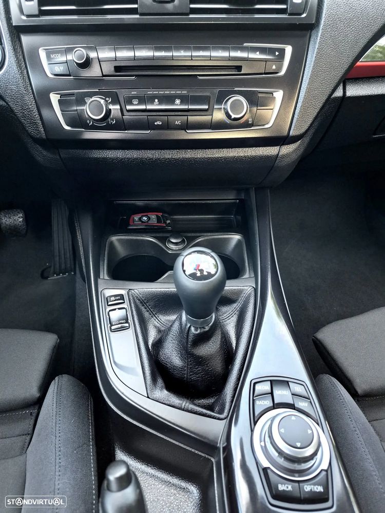 BMW 116 i Sport Line - 14