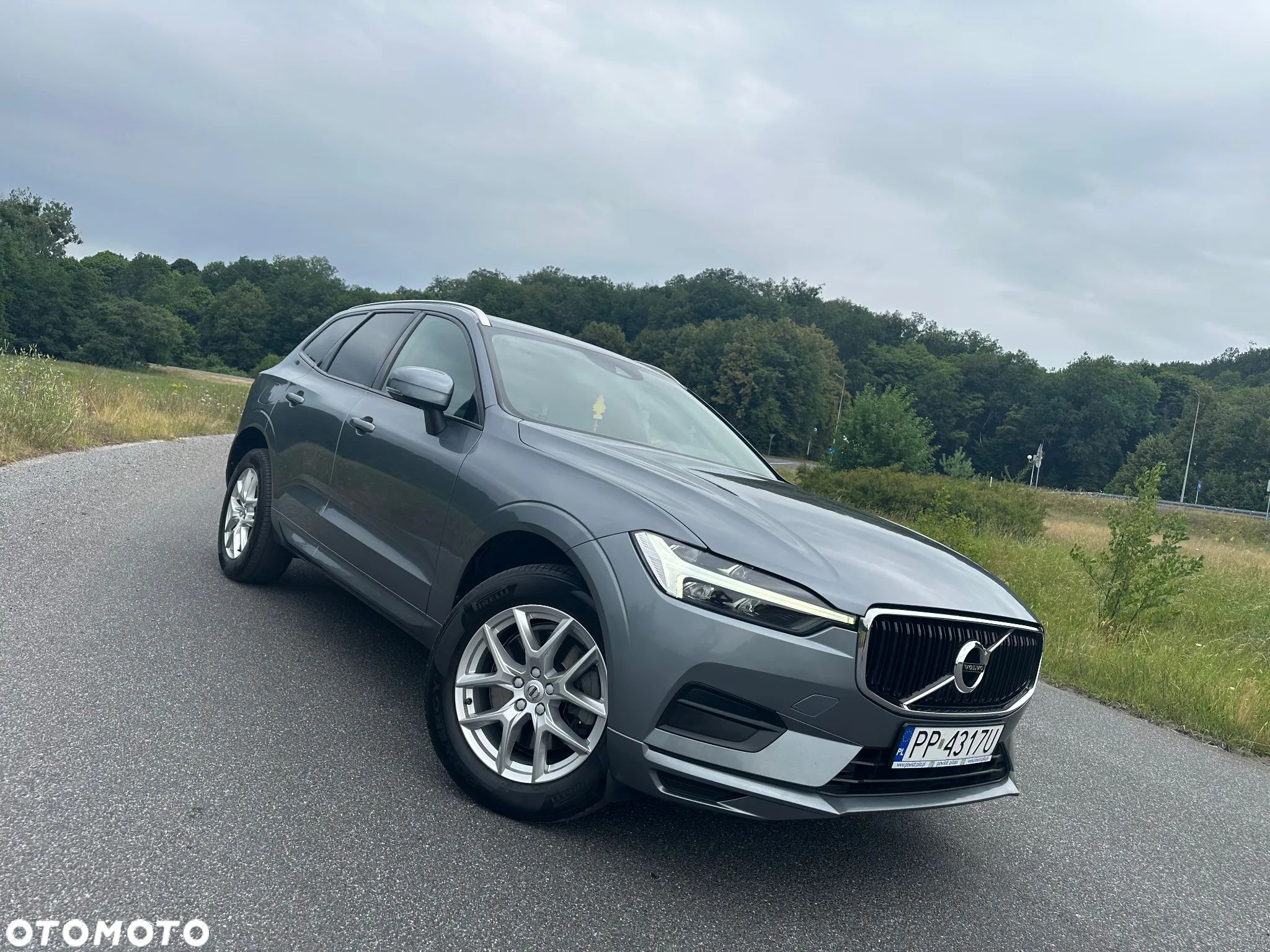 Volvo XC 60 B4 D Geartronic Momentum Pro - 1