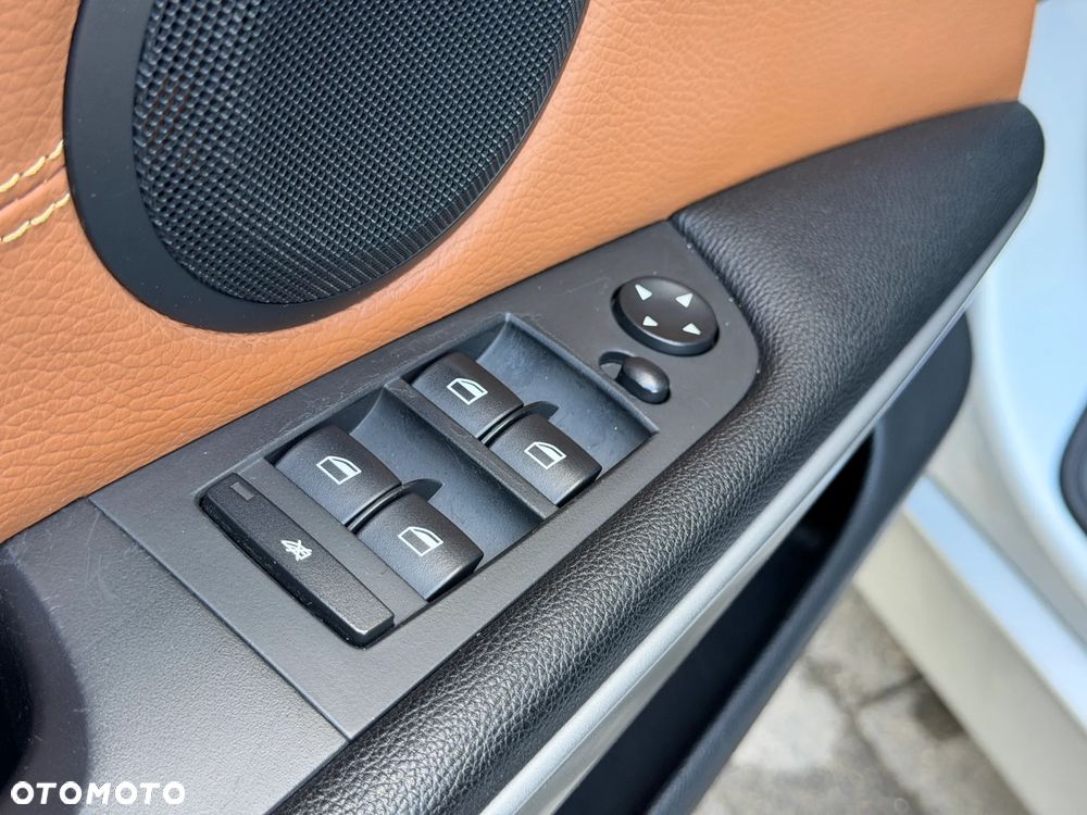 BMW Seria 3 320d - 15
