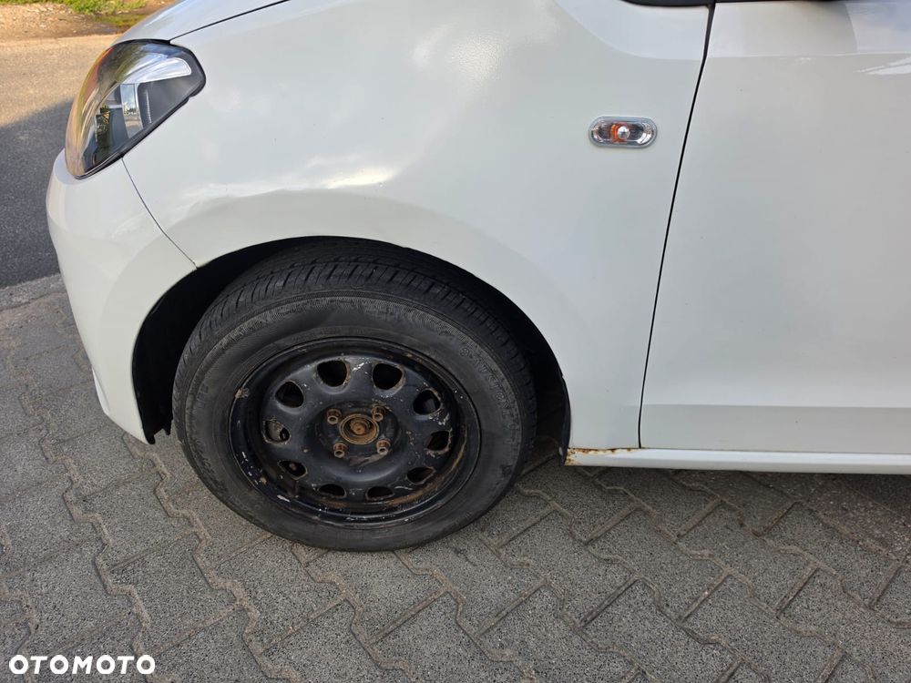 Volkswagen up! - 21