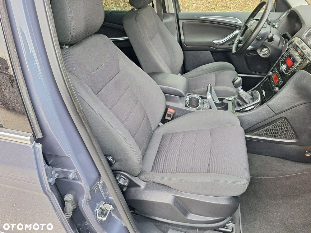 Ford Galaxy 2.0 TDCi Titanium - 12