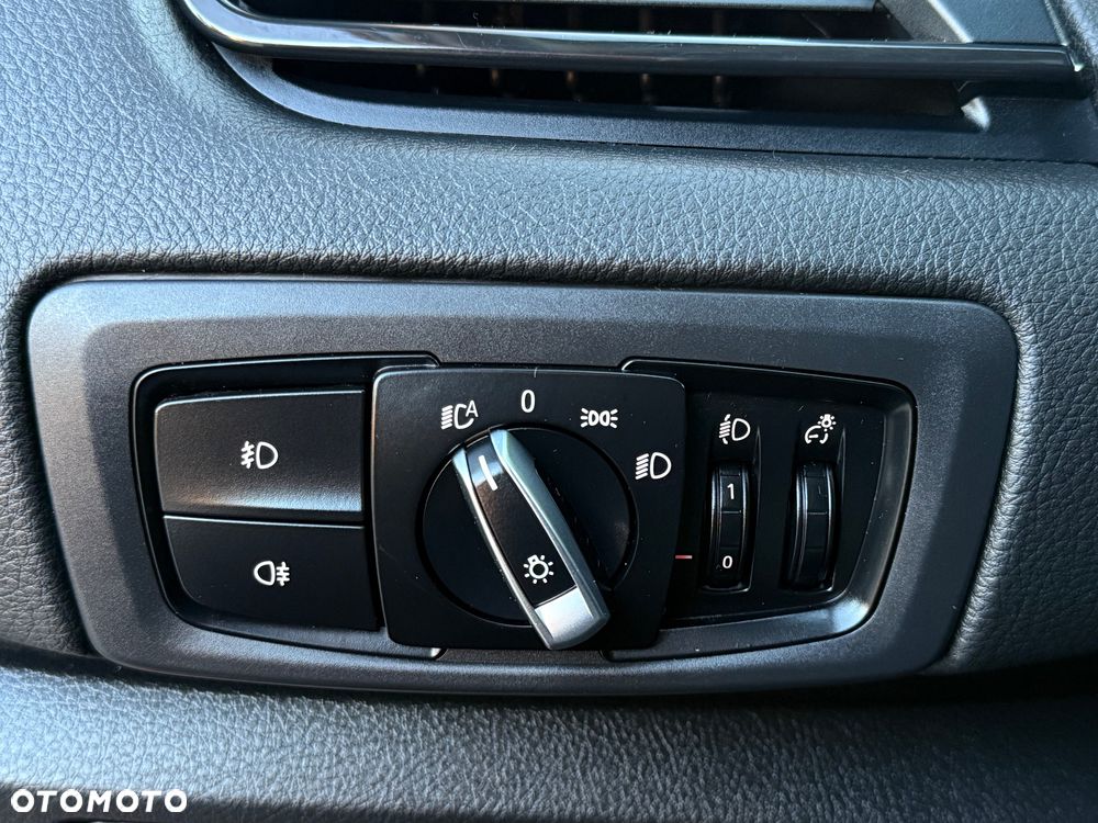 BMW Seria 2 218i Sport Line - 19