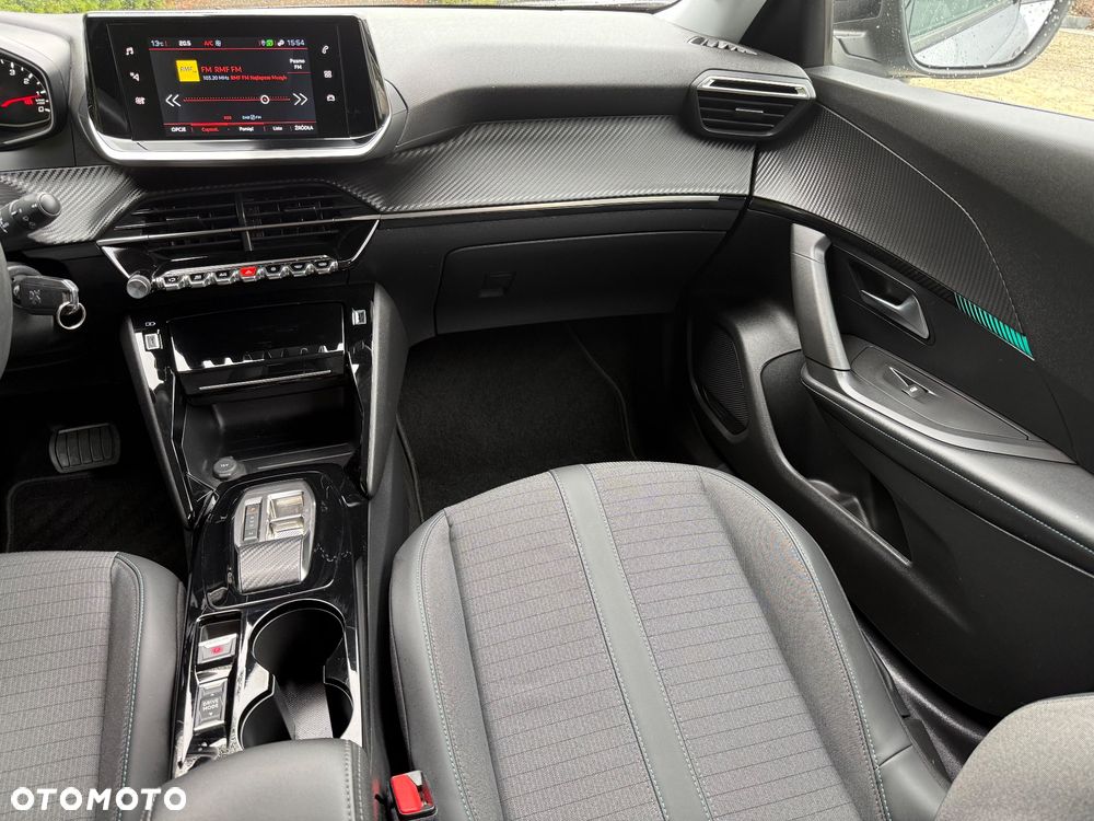 Peugeot 2008 BlueHDi 130 Allure S&S EAT8 - 10