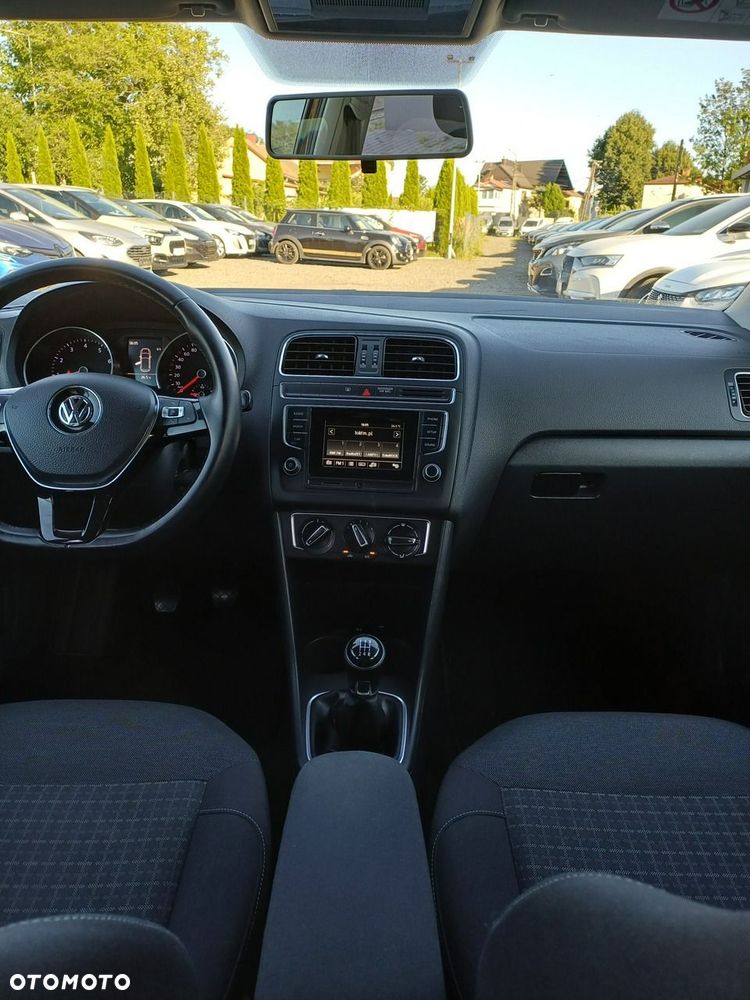 Volkswagen Polo 1.0 (Blue Motion Technology) Trendline - 19