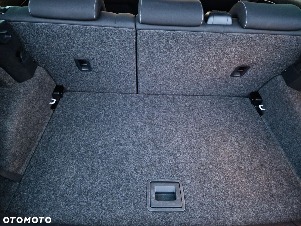 Volkswagen Polo 1.2 TSI MATCH - 13