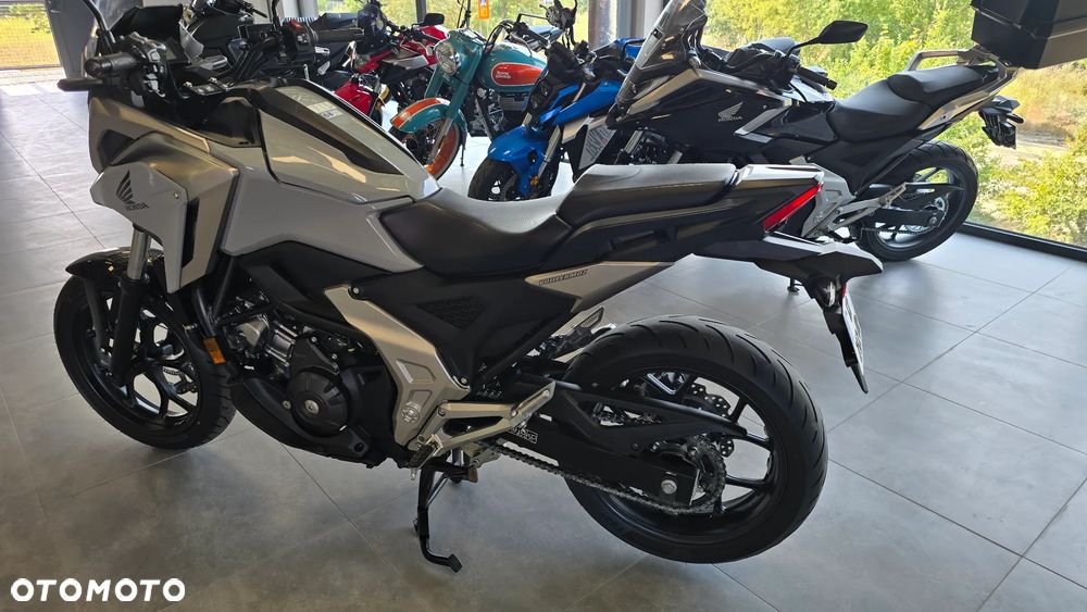 Honda NC - 9