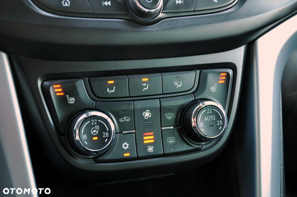 Opel Zafira - 32