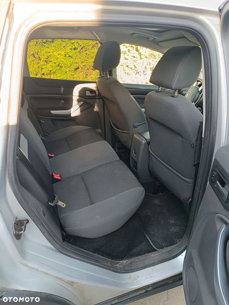 Ford Kuga 2.0 TDCi 4x4 Champions Edition - 13
