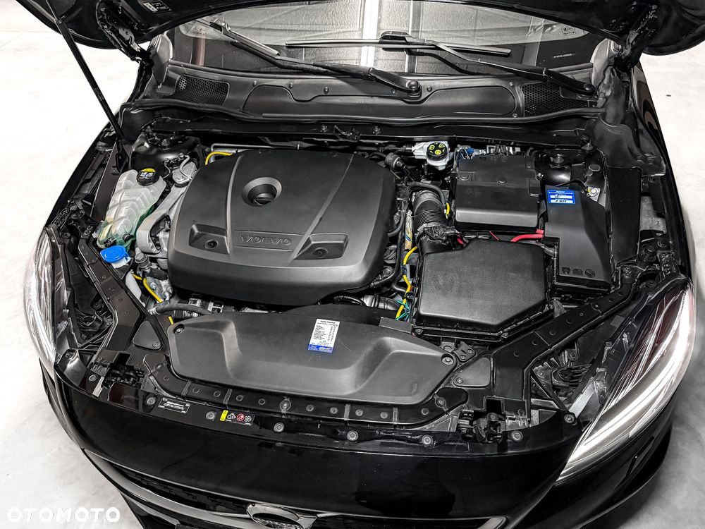 Volvo V40 T2 RDesign - 10