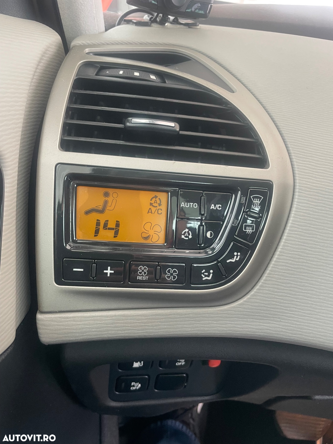 Citroën C4 Picasso THP 140 Aut. Exclusive - 13