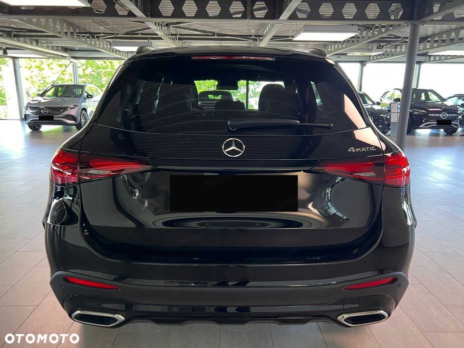 Mercedes-Benz GLC - 8