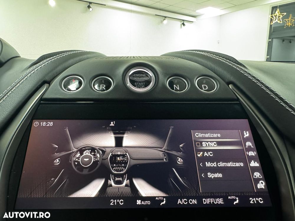 Aston Martin DBX Standard - 34