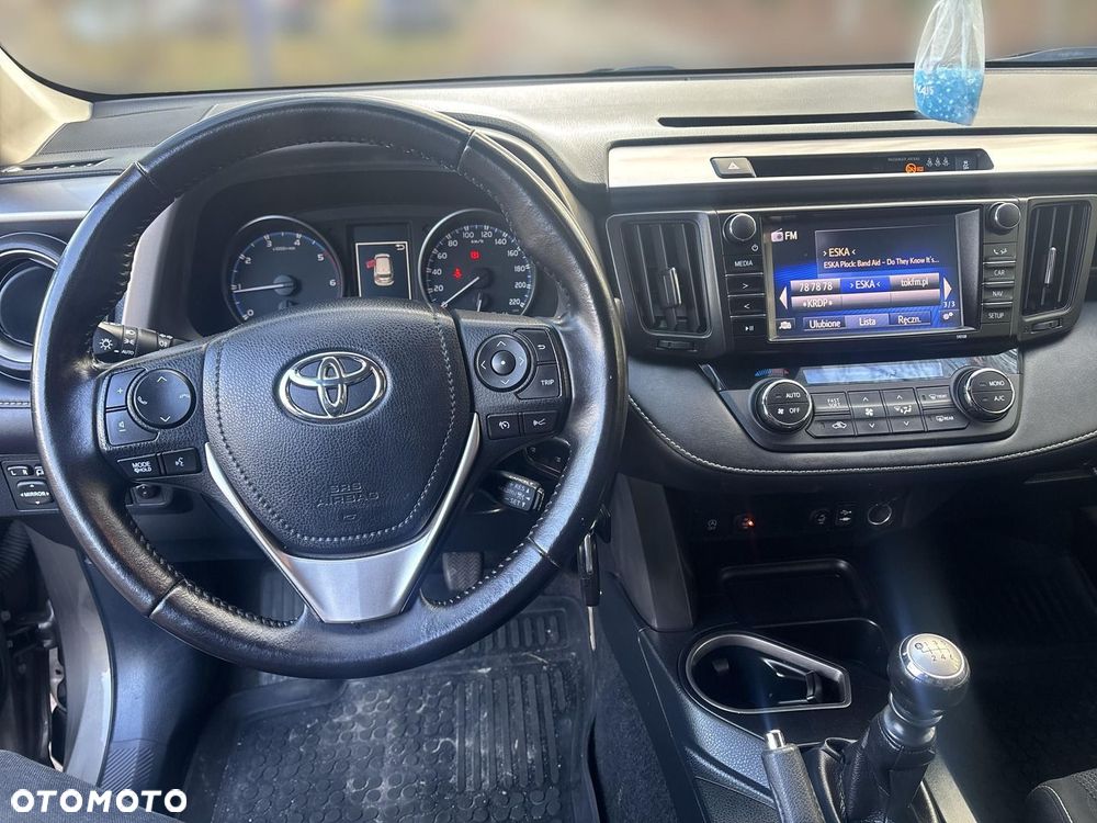 Toyota RAV4 2.0 D-4D Premium 4x2 - 16