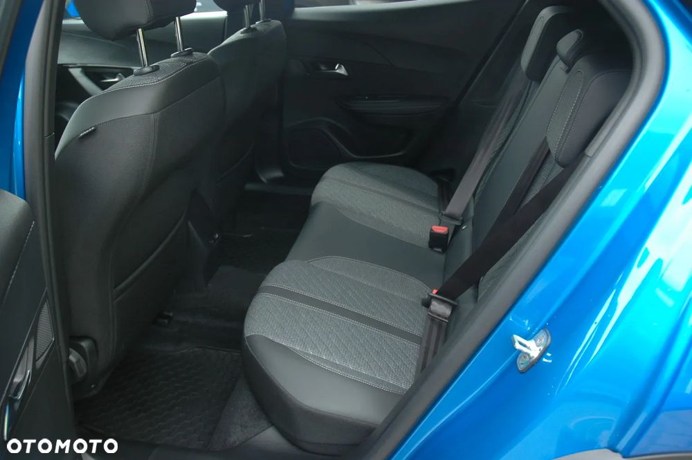 Peugeot 2008 1.2 PureTech Allure S&S EAT8 - 11