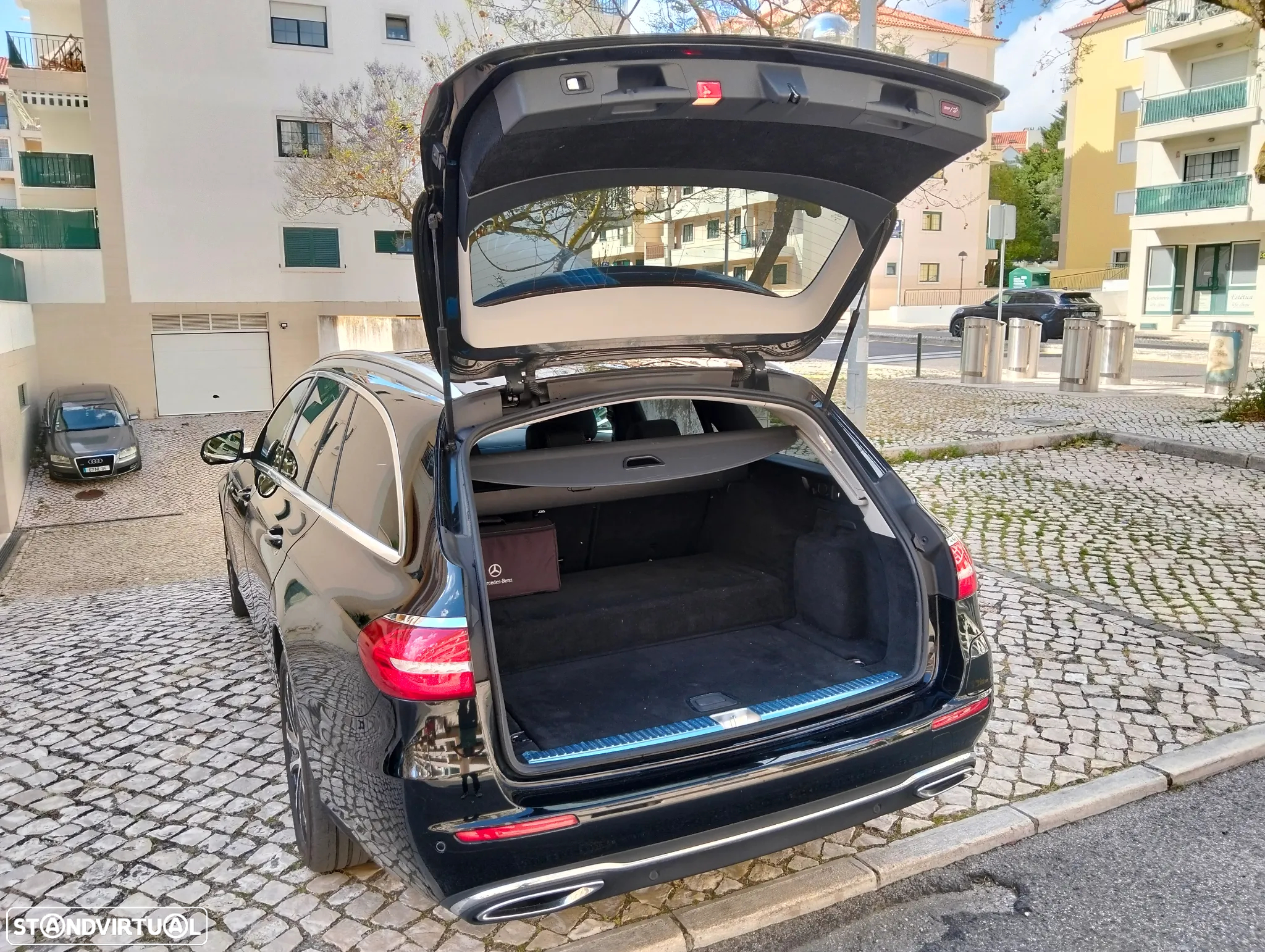 Mercedes-Benz E 300 de Exclusive Line - 30