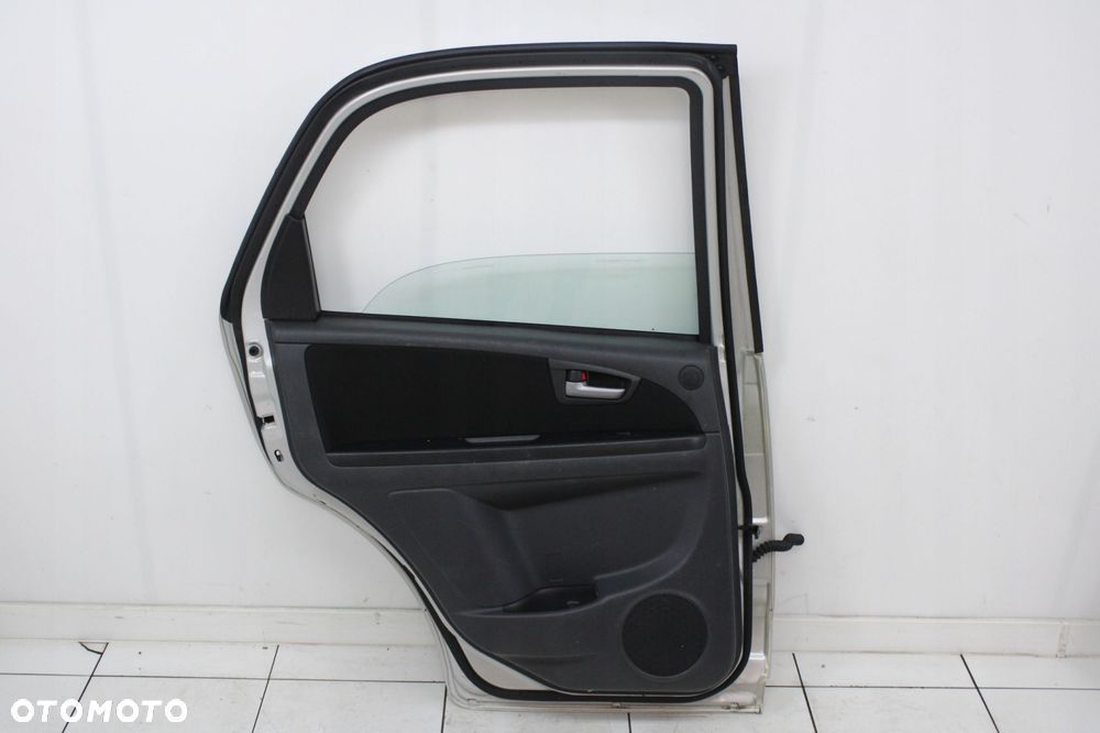 SUZUKI SX4 06R- DRZWI LEWE TYLNE LEWY TYŁ Z2S - 6