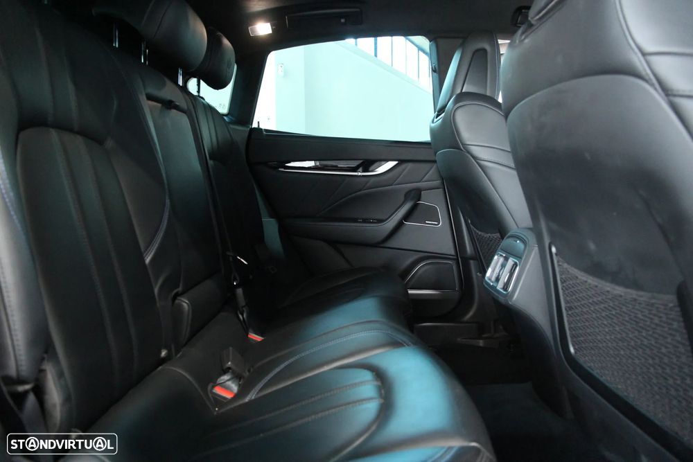 Maserati Levante 2.0 GT - 36