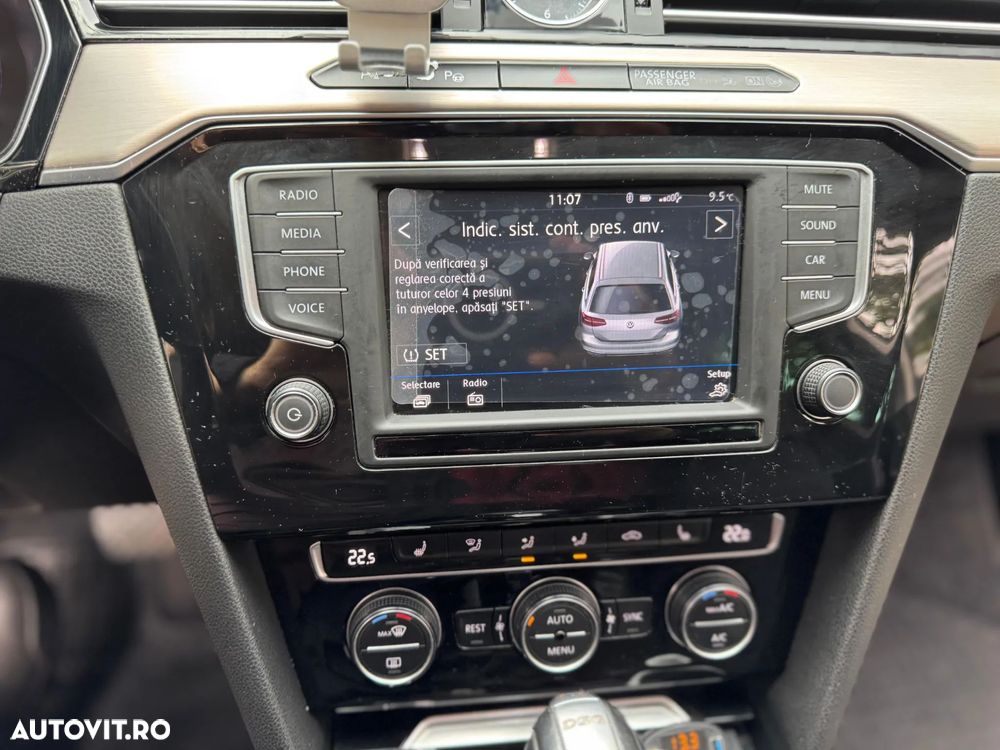 Volkswagen Passat Variant 2.0 TDI DSG Highline - 11