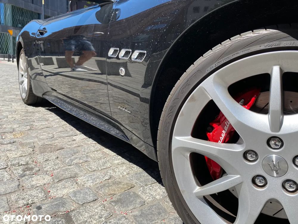 Maserati GranCabrio Sport - 8