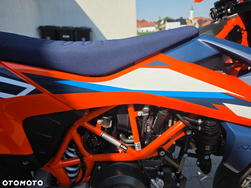 KTM Inny - 24