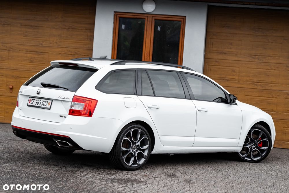 Skoda Octavia 2.0 TDI 4x4 DSG RS - 10