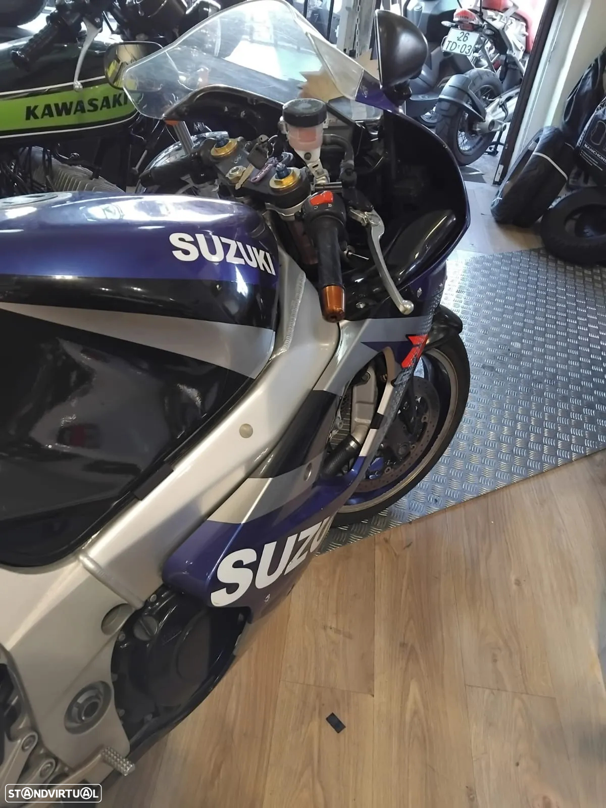 Suzuki GSX-R - 3