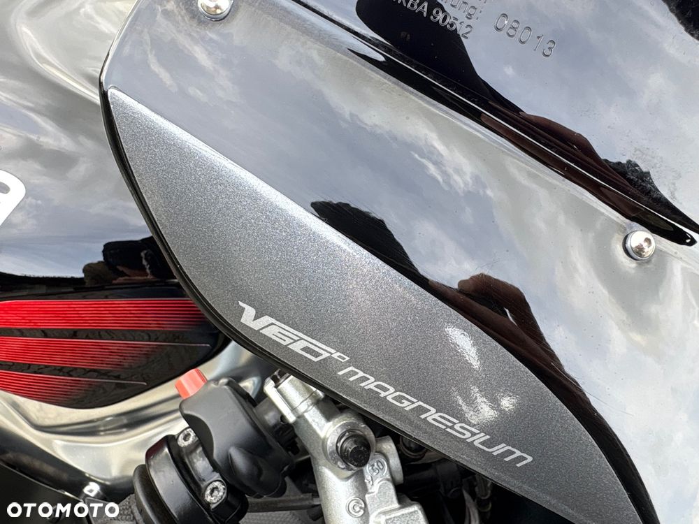Aprilia RSV - 20