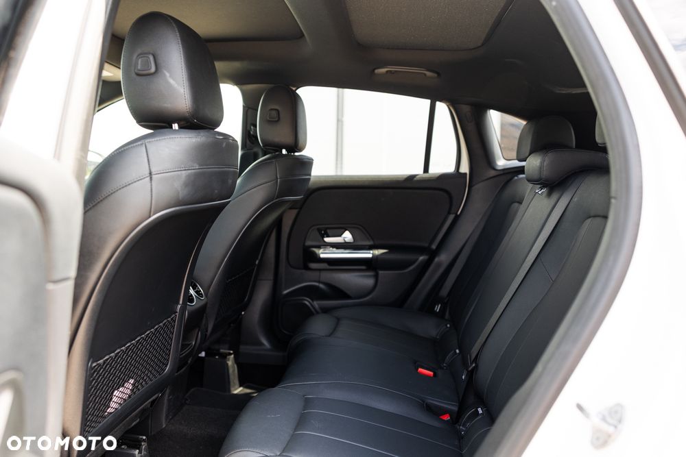 Mercedes-Benz GLA 250 8G-DCT Progressive - 20