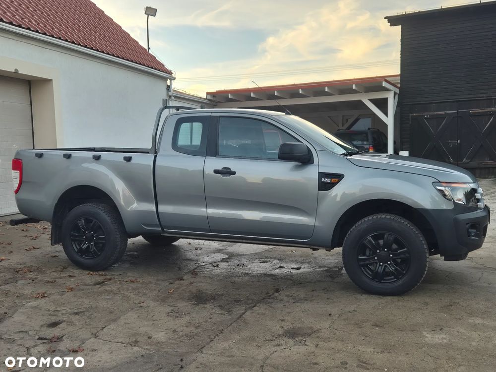 Ford Ranger 2.2 TDCi 4x4 DC XLT - 6