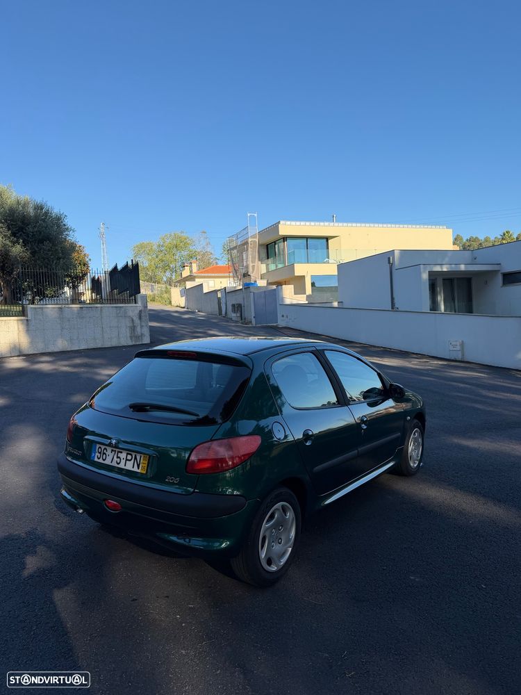 Peugeot 206 1.1 XR Présence - 4