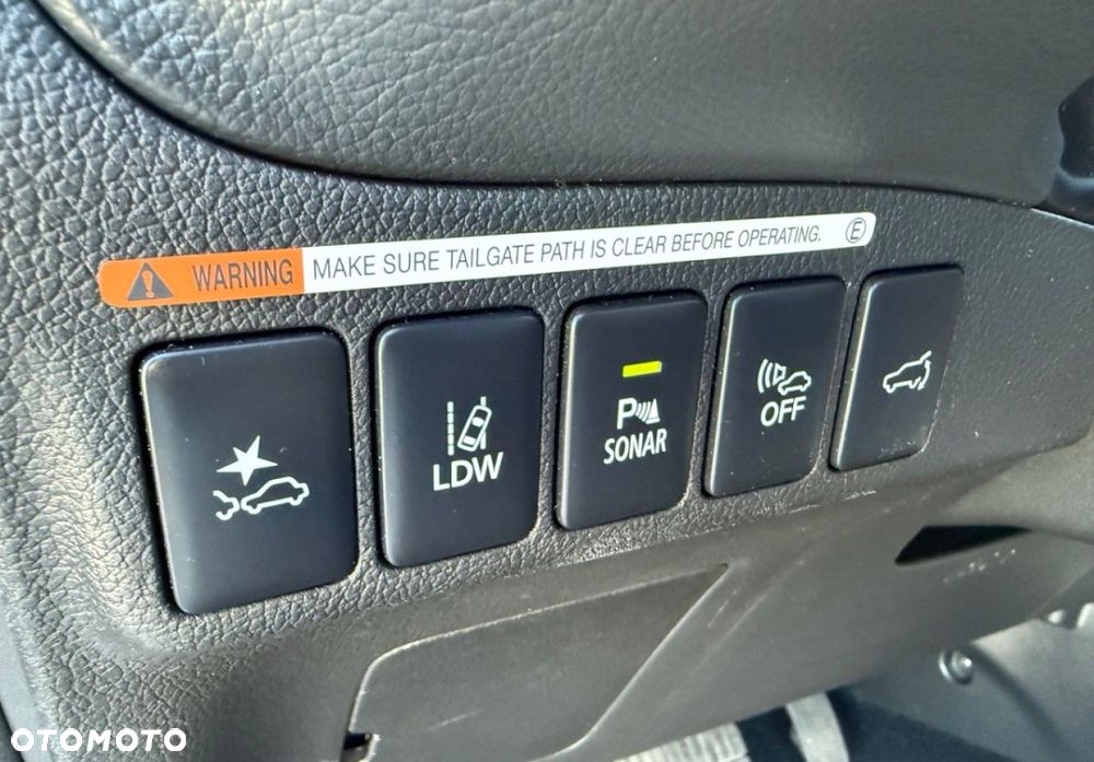 Mitsubishi Outlander - 18