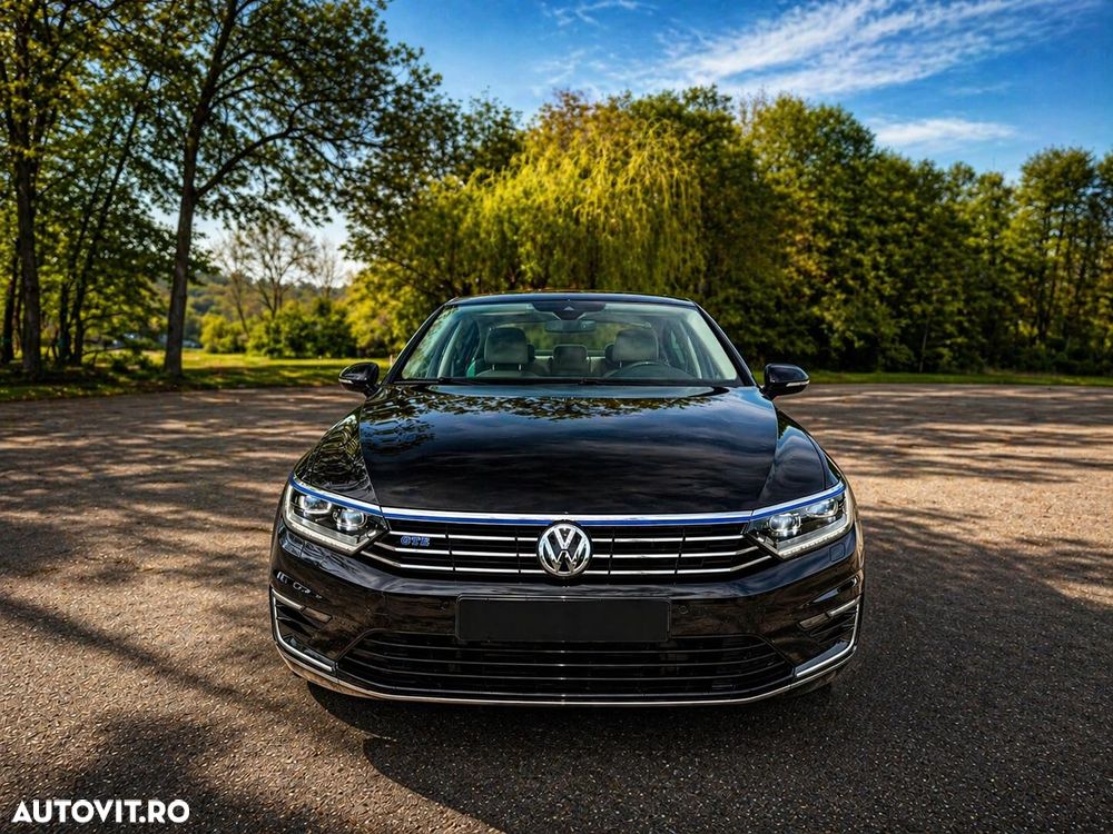 Volkswagen Passat - 3