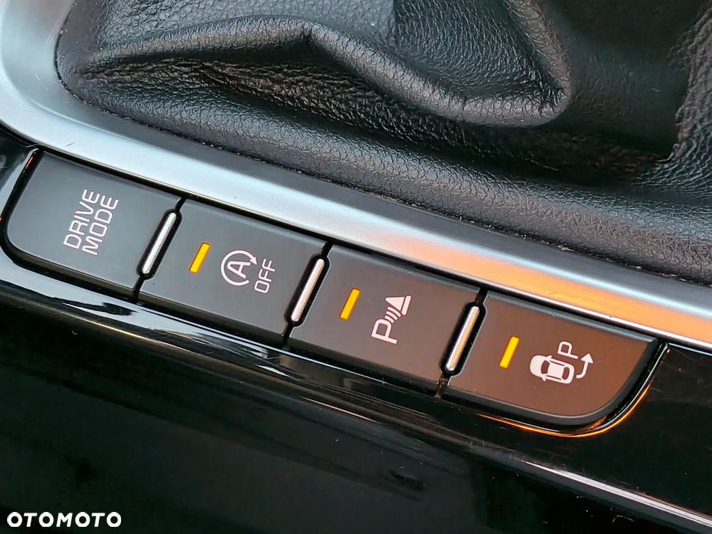 Kia Ceed 1.6 CRDi mHEV L Business Line - 21