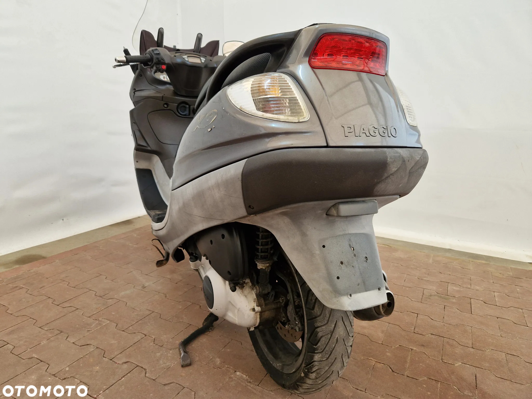 Piaggio X9 - 27
