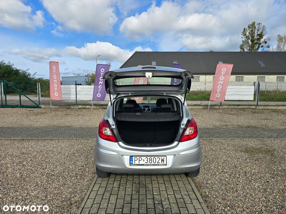 Opel Corsa 1.2 16V Enjoy - 11