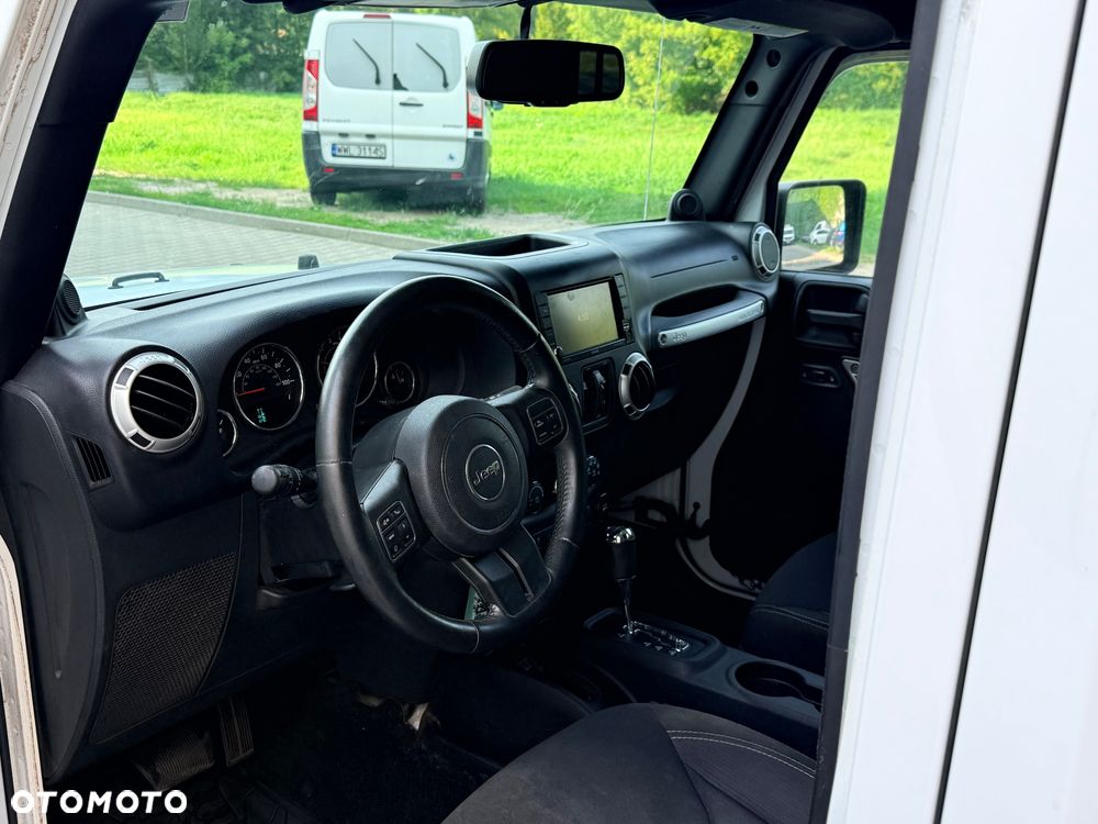 Jeep Wrangler 3.6 Unlim Sahara - 7