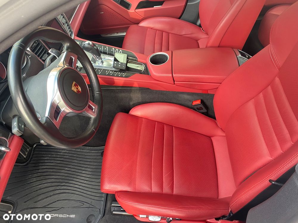 Porsche Panamera - 7
