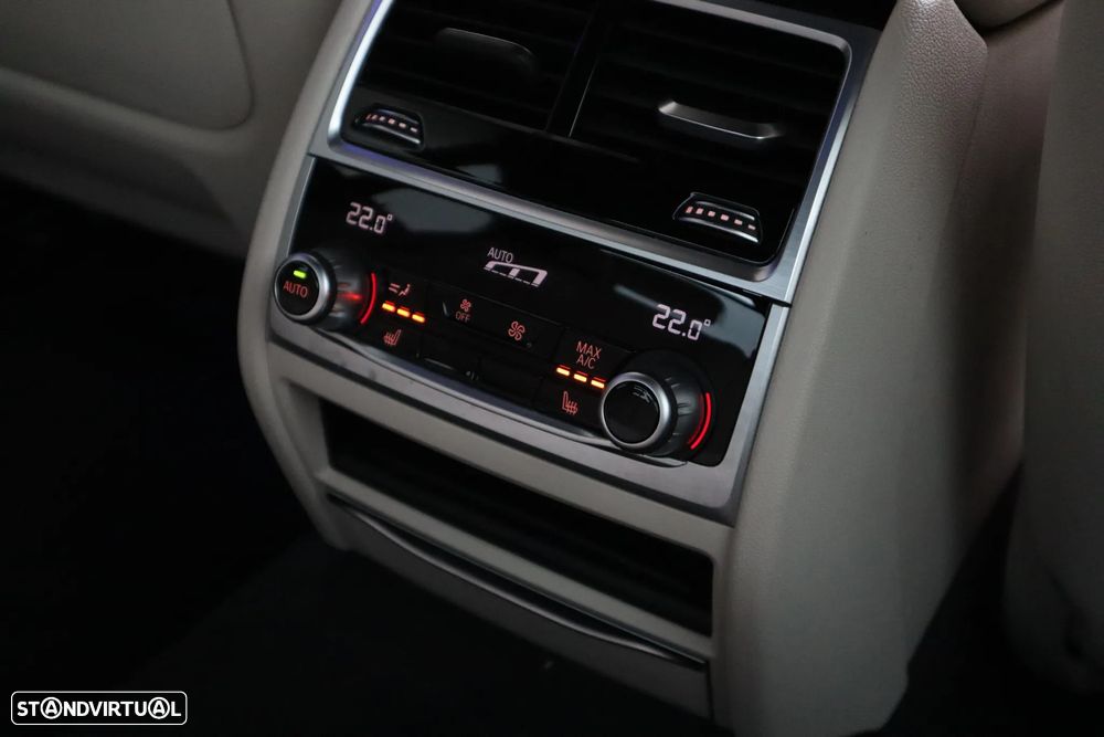 BMW 740 d xDrive Auto - 12