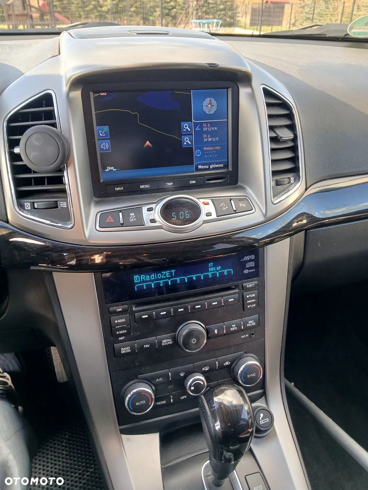 Chevrolet Captiva 2.2 D LTZ - 3