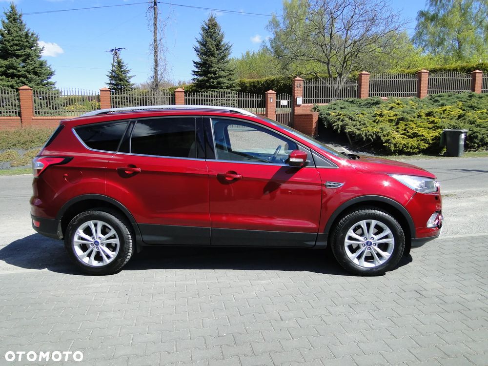 Ford Kuga 1.5 EcoBoost FWD Titanium - 4